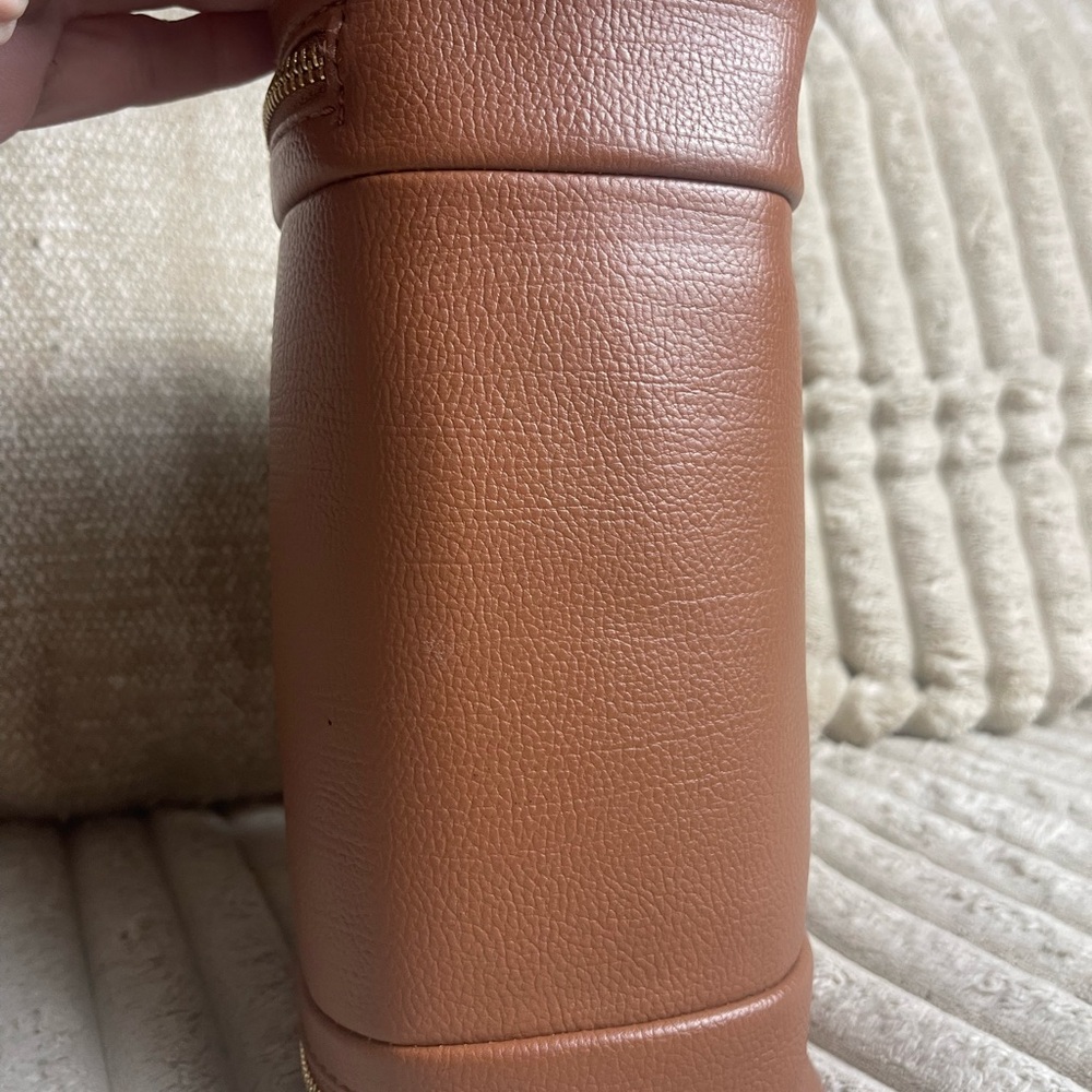 Madden NYC Brown Barrel Satchel Crossbody Dual Handles Zipper Pouch - Picture 4 of 8